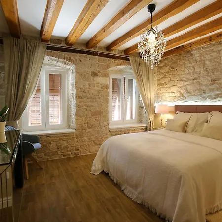 فندق مبيت وإفطار Skoblar 4*
