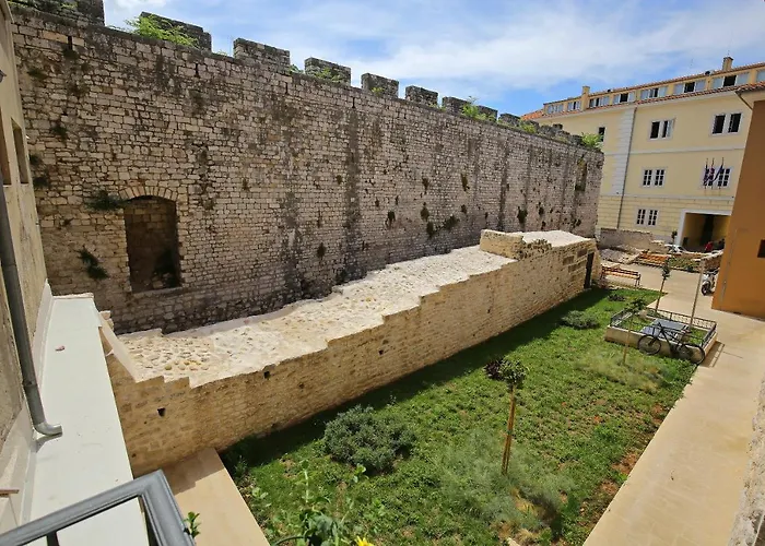 Skoblar Bed and Breakfast 4*