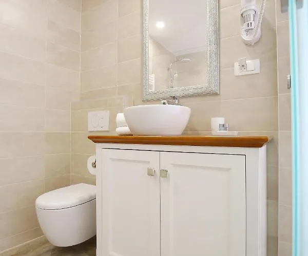 Skoblar 4* Ζαντάρ